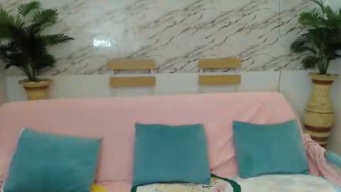 VictoriaSEPARATED FOR 15YEARS online show from January 13, 8:44 am