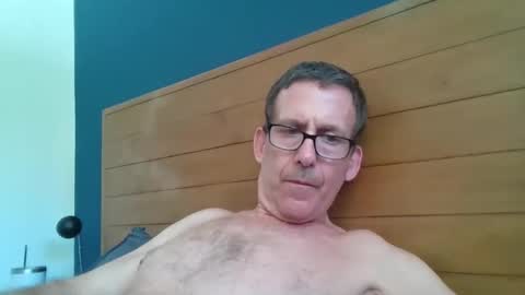 JustMe online show from June 2, 11:29 pm