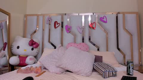 Snapshot of tifany_chill chatting on February 8, 7:59 pm online show from February 8, 7:59 pm
