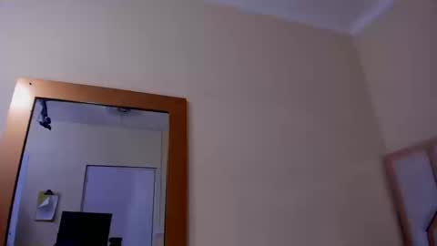 Snapshot of tifany_chill chatting on September 17, 10:02 pm online show from September 17, 10:02 pm