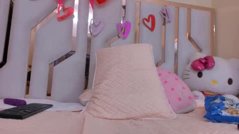 Snapshot of tifany_chill chatting on February 14, 12:41 am online show from February 14, 12:41 am
