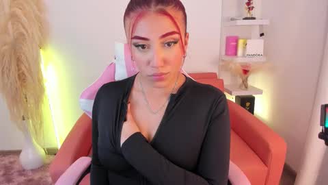 Tiffany online show from February 4, 3:43 am