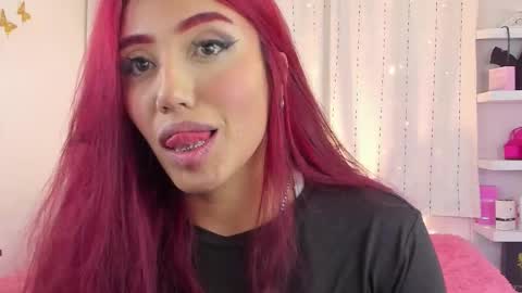 Tiffany online show from November 25, 3:05 am