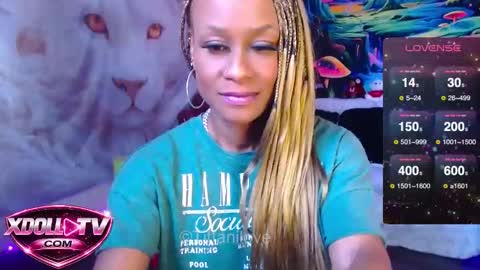 Tiffani Love online show from January 6, 4:00 pm