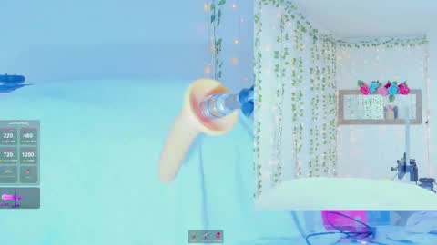 Tiffanny online show from October 27, 9:09 am