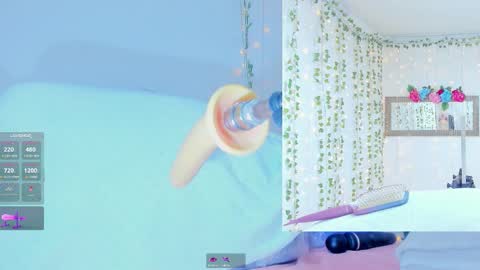 Tiffanny online show from October 30, 9:10 am