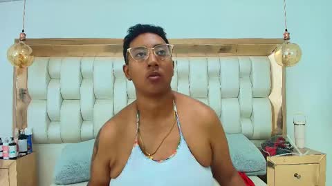 Tiffany and Stacy online show from October 14, 8:34 pm