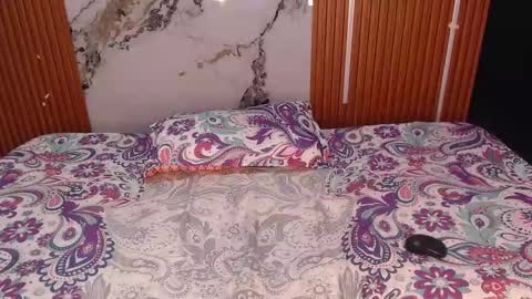 STEFANNY WELL online show from December 17, 12:34 pm