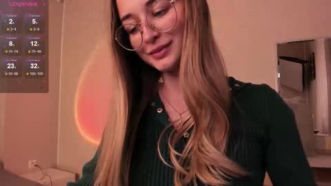 Tiffany online show from October 1, 3:33 pm