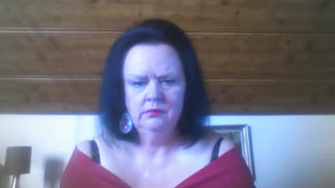 TiffanyMature online show from September 20, 8:06 am