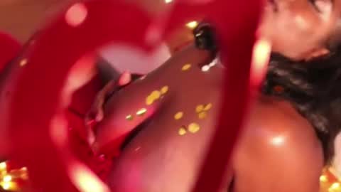 tifanny online show from November 16, 9:22 am