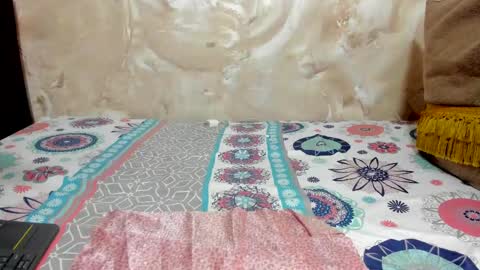 Snapshot of tiffanystone_ chatting on February 24, 2:15 pm Tiffany online show from February 24, 2:15 pm