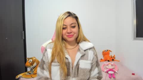 Snapshot of tigerbaby_ chatting on February 26, 1:03 am Ana online show from February 26, 1:03 am