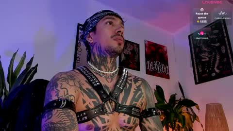 Chris online show from May 26, 2:45 pm