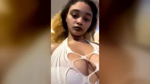tiggerr34 online show from June 12, 12:53 am