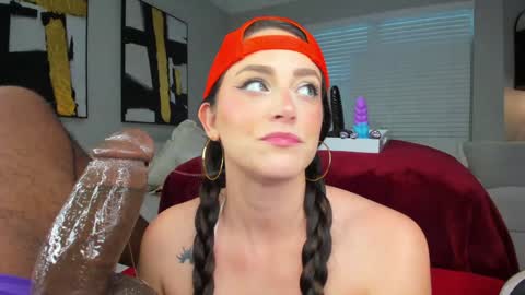 tightholestinytits online show from September 23, 9:54 pm