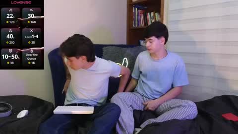 Camilo online show from May 17, 12:20 am