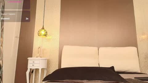 T I F F A N Y online show from September 13, 11:18 pm