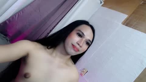 Snapshot of tijanafox chatting on March 1, 4:04 am Tijana online show from March 1, 4:04 am