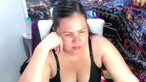 Tila online show from May 20, 6:58 pm