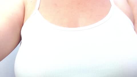 Tila online show from March 28, 6:09 pm