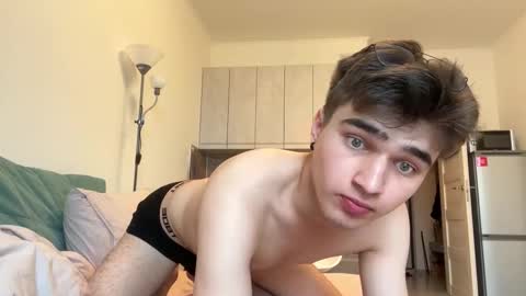 Kit kat online show from October 2, 12:26 pm