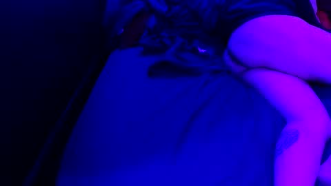 Snapshot of time2playco chatting on December 5, 4:50 pm Time 2 Party N Play online show from December 5, 4:50 pm
