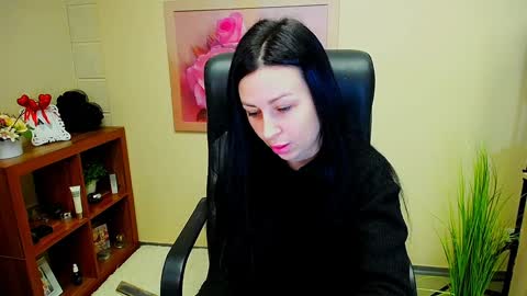 Luisa online show from December 13, 11:55 am