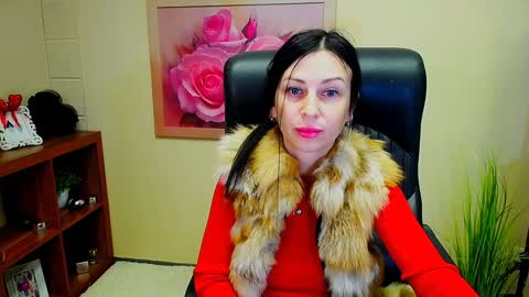 Luisa online show from December 18, 12:07 pm