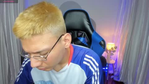 timi  jones online show from December 13, 10:41 am