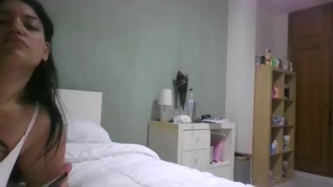 tina01199 online show from June 10, 7:57 pm