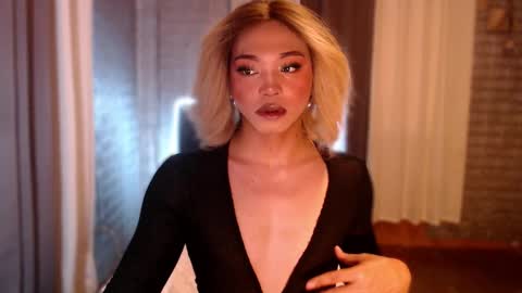 Tina online show from March 10, 9:57 am