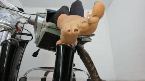 mistressTina online show from December 3, 9:17 pm