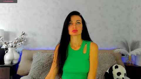 Tina online show from September 27, 10:46 am