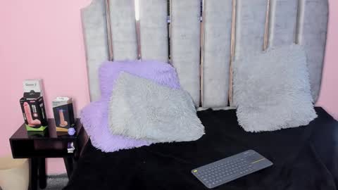 Tina noa online show from February 26, 6:51 am