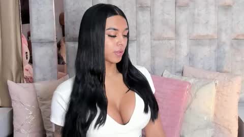 Tina noa online show from October 3, 12:02 pm