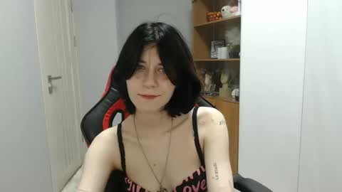 Snapshot of tina_quinn chatting on September 16, 8:06 am tina_quinn online show from September 16, 8:06 am
