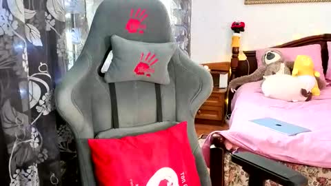 Tina online show from February 20, 6:19 am