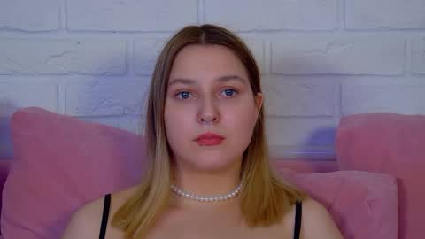 TinaBurton online show from May 7, 6:14 pm
