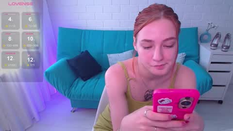 Tina online show from September 15, 11:44 am