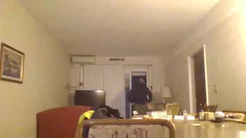 tinchox42 online show from April 26, 8:01 am