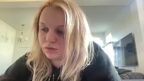 tinker0000 online show from March 18, 3:07 pm