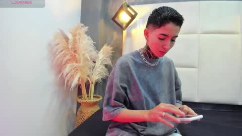 TINNY AND CANDY online show from October 18, 12:31 pm