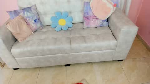tiny_cora online show from February 17, 7:44 pm