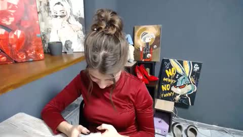 Gloria online show from December 5, 8:35 am