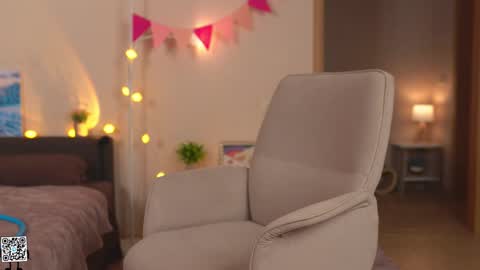 Lyssa     online show from March 2, 7:12 pm