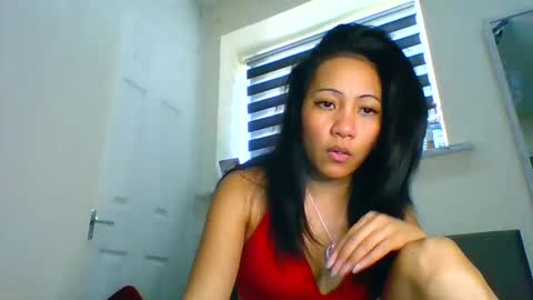 Tinyasian911718 sweetinyasian instagram online show from January 3, 1:24 pm