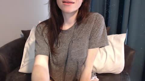 Snapshot of tinyytina chatting on January 5, 6:13 pm TinyyTina online show from January 5, 6:13 pm