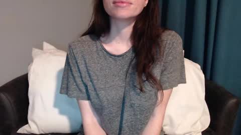 Snapshot of tinyytina chatting on December 25, 11:33 am TinyyTina online show from December 25, 11:33 am