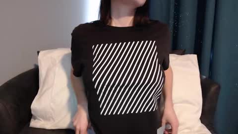 Snapshot of tinyytina chatting on January 10, 7:54 pm TinyyTina online show from January 10, 7:54 pm